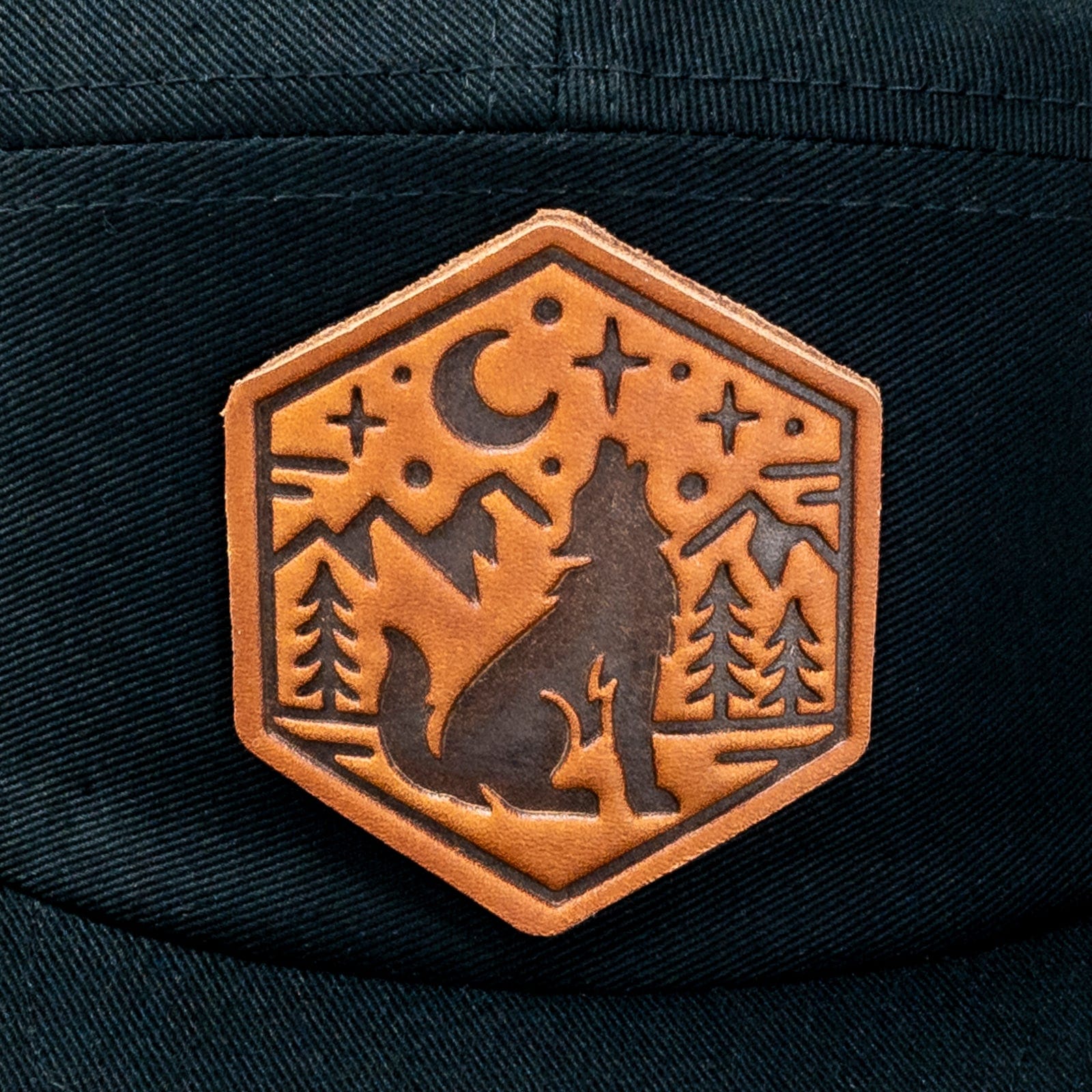 Howling Wolf Jockey Hat Popov Leather®