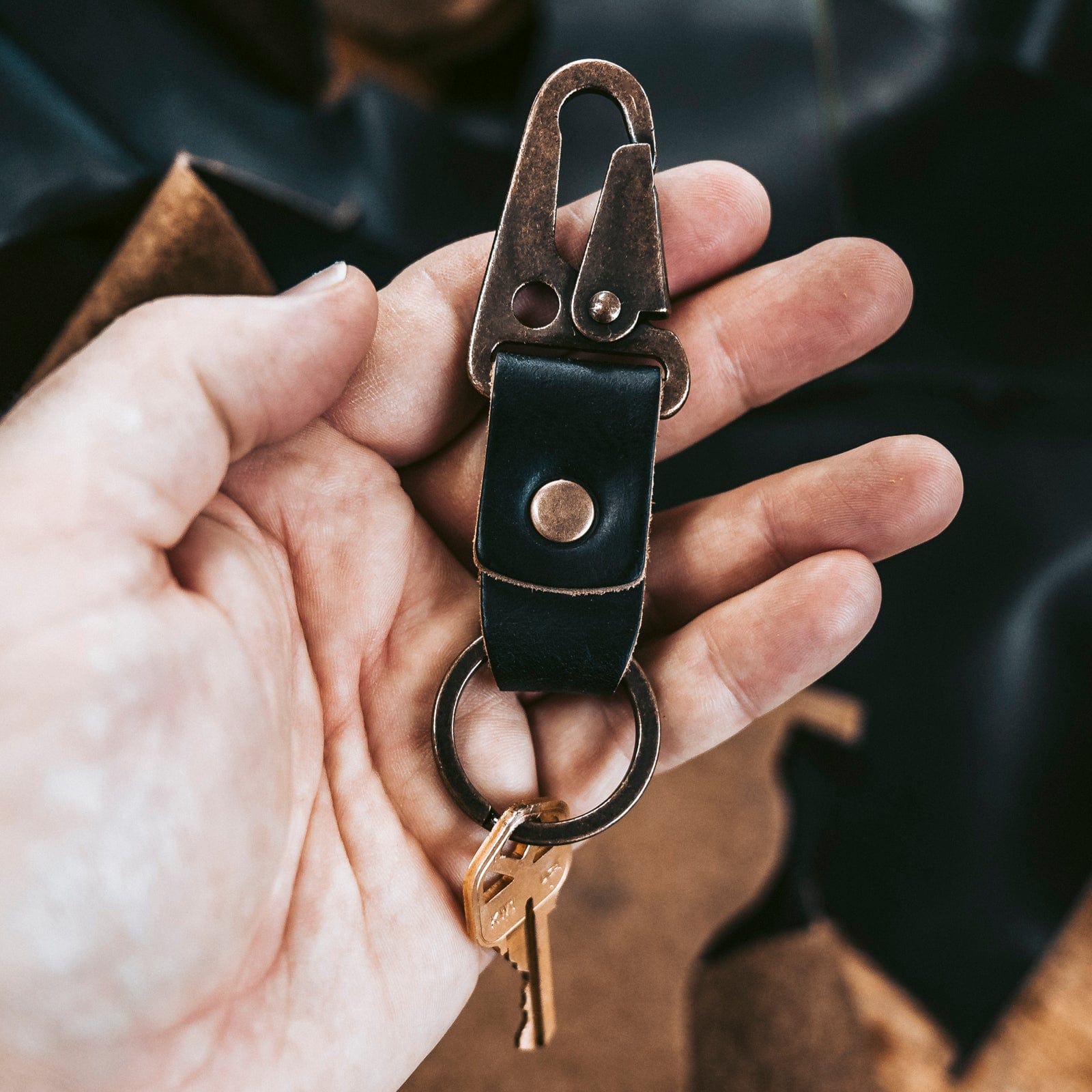 Leather Clip Keychain - Black Popov Leather