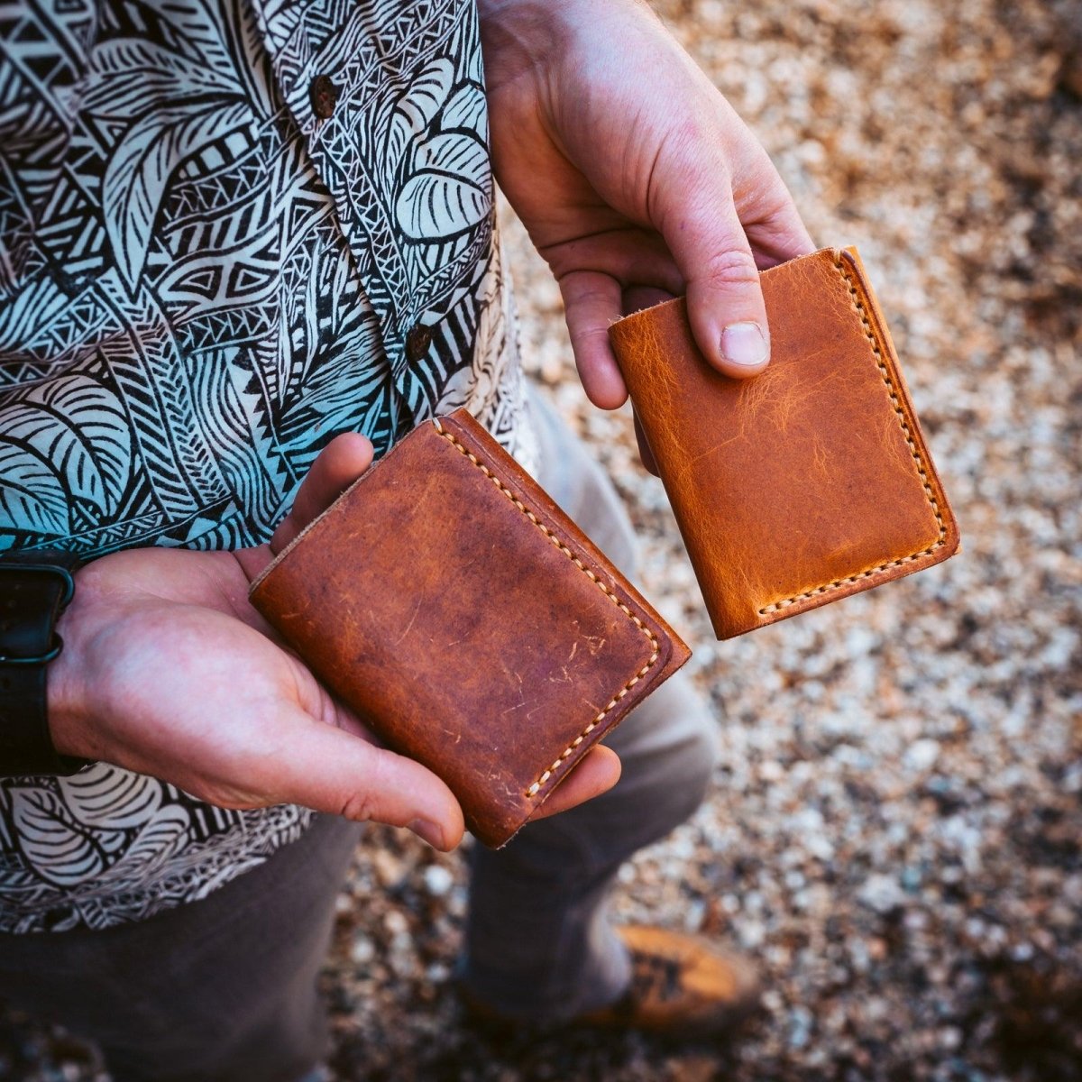 What’s the Best Wallet for You? Cardholders vs Bifold vs Trifold Wallets | Popov Leather