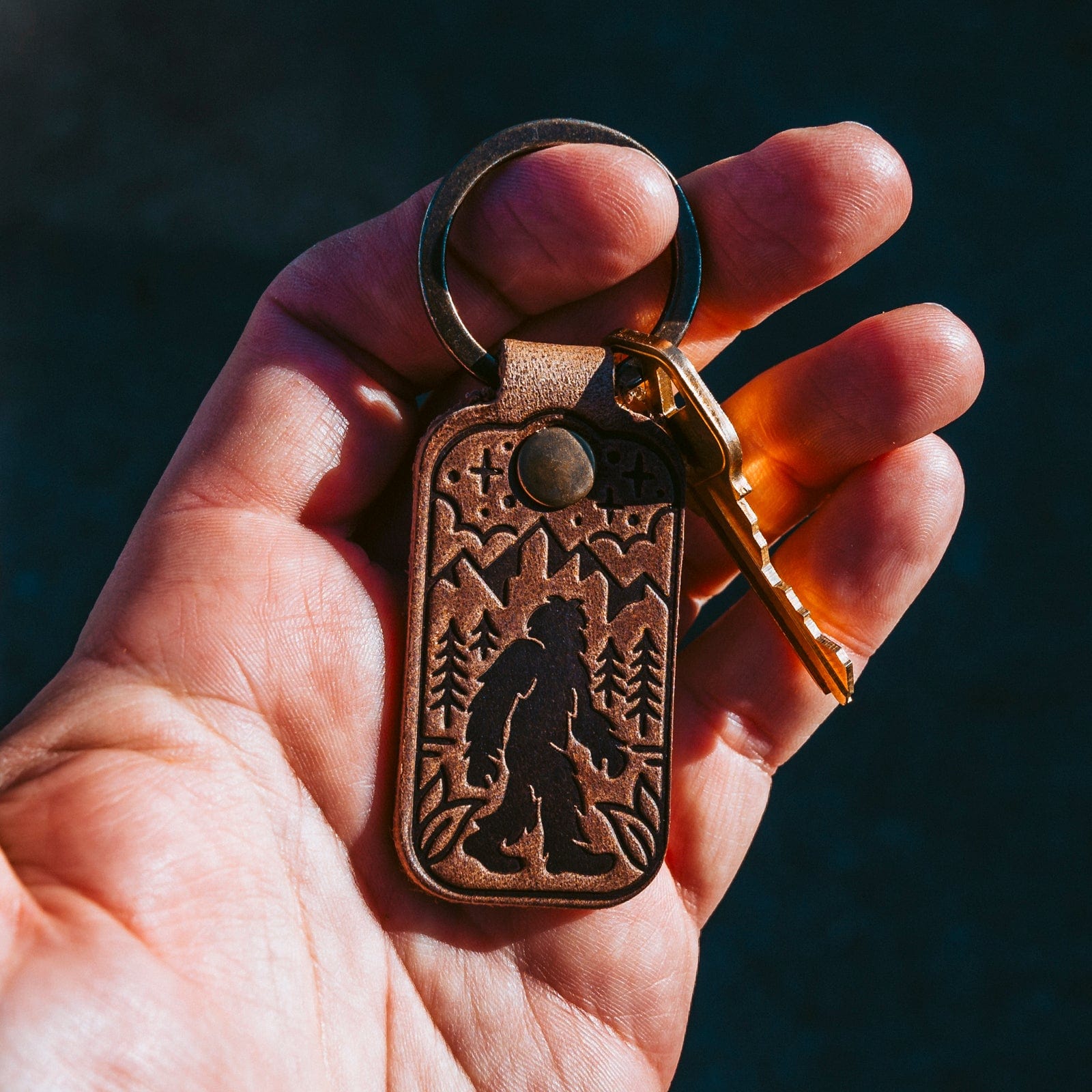 Leather Sasquatch Keyfob - Natural Popov Leather