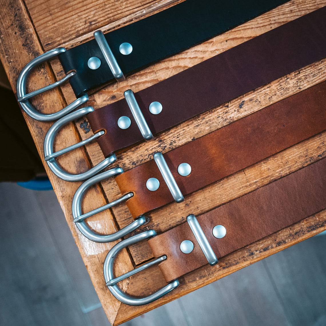 Polished and dyed edges on a women's belt